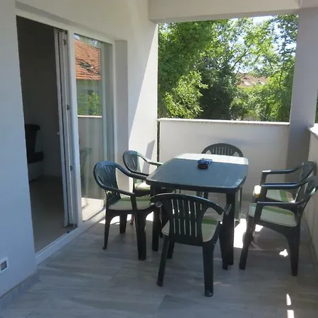 Luka * Biograd Na Moru