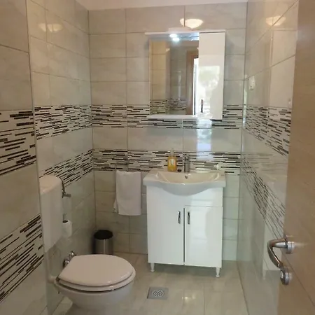 Luka Apartman Biograd na Moru