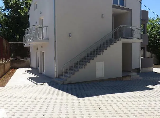 Apartman Luka Biograd Na Moru